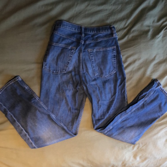Gap. Loose high-rise blue jeans. Size US 27. - Picture 2 of 5